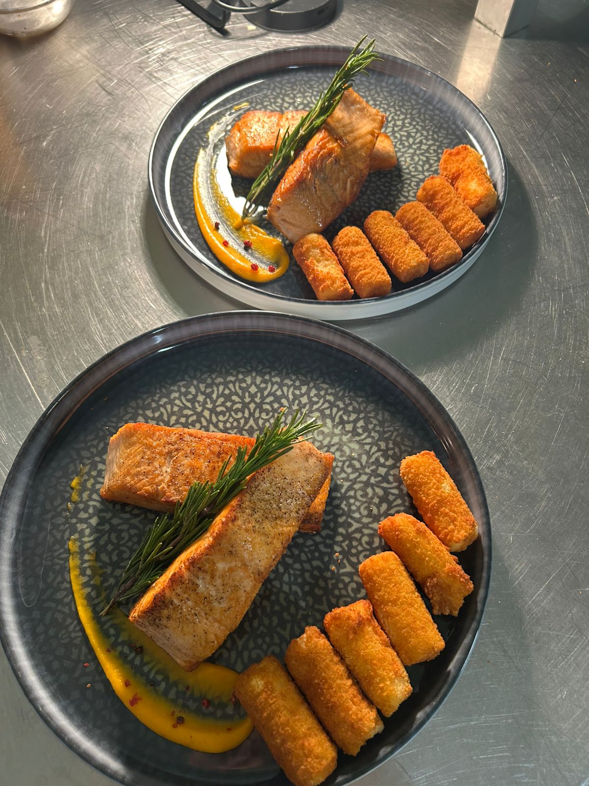 Salmone con Crocchette di Patate